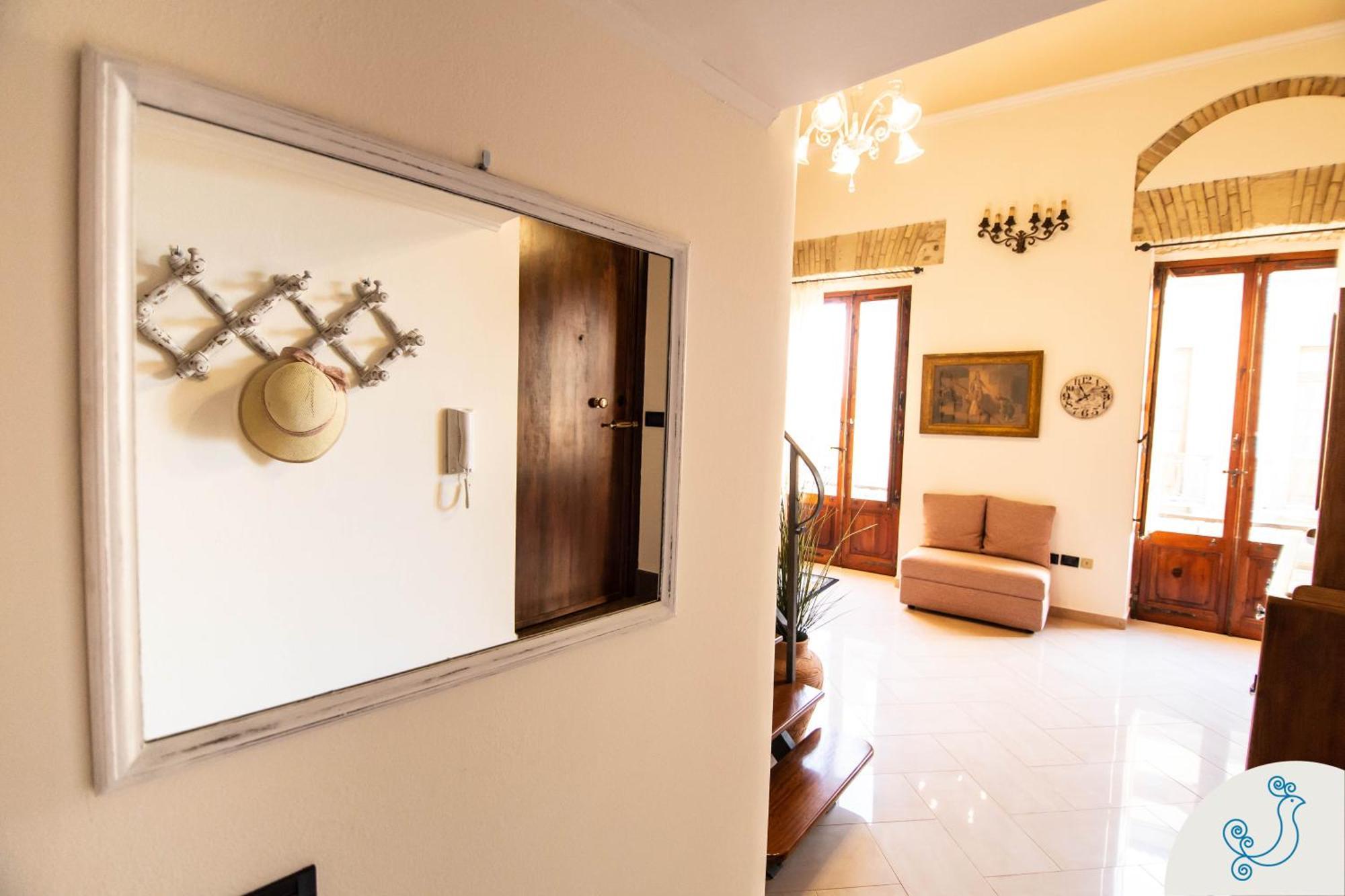 Manno 81 - Charming Historic Apartment Cagliari Exterior photo